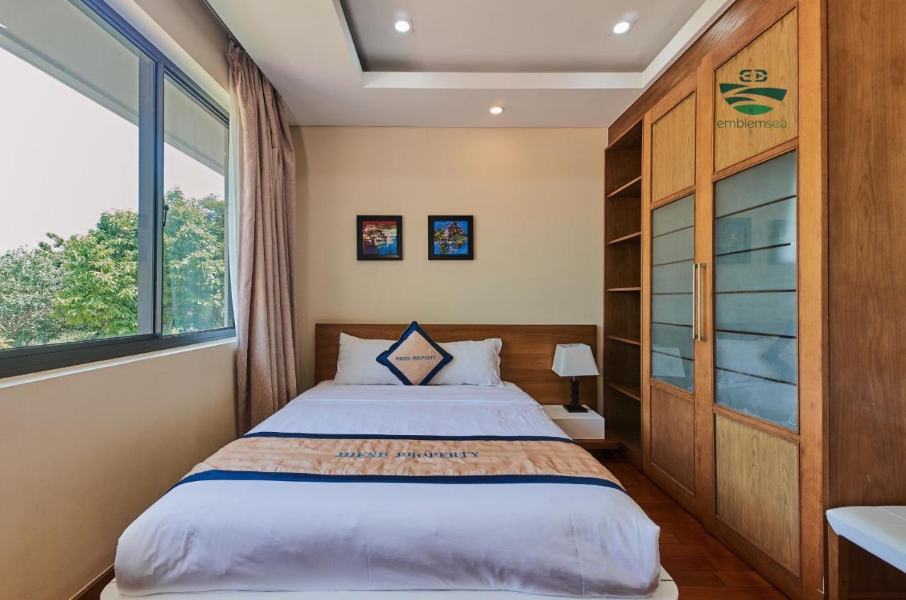 Emblem Sea 4 Bedroom Villas ダナン市 エクステリア 写真